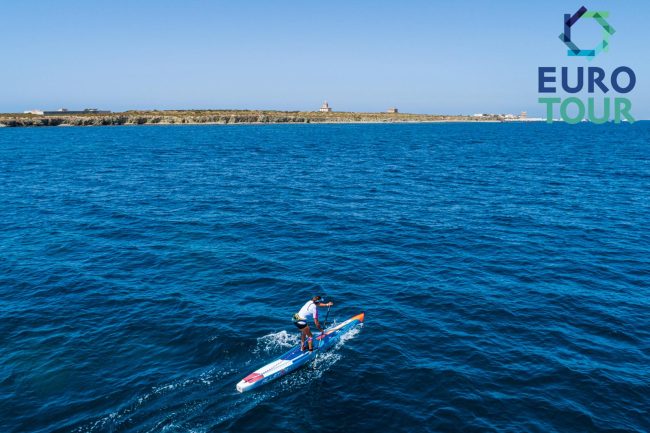Michael-Booth-The-World-SUP-Festival-4-finish-line 